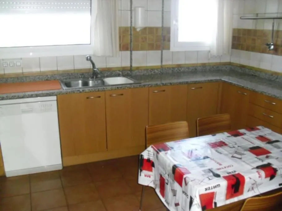 Villa Con Aire Acondicionado, Piscina Climatizada Y Vistas Al Mar Llanca