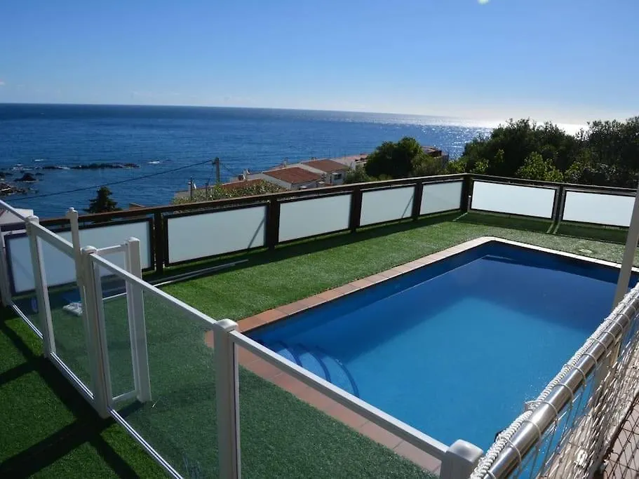 Villa Con Aire Acondicionado, Piscina Climatizada Y Vistas Al Mar