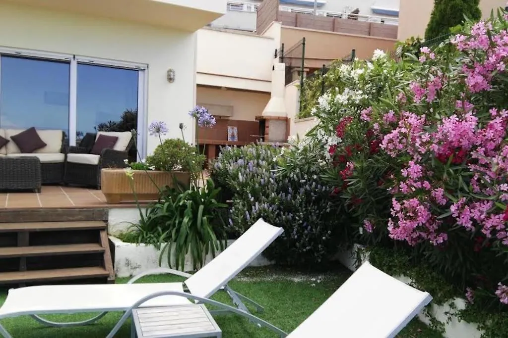 Villa Con Aire Acondicionado, Piscina Climatizada Y Vistas Al Mar