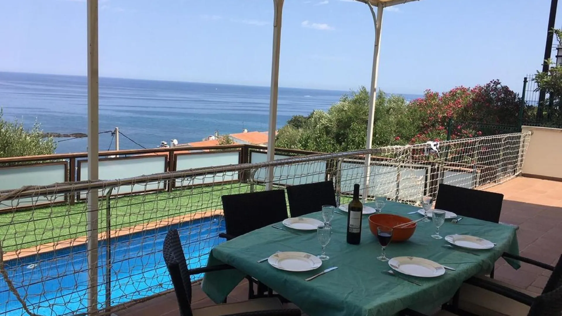 Villa Con Aire Acondicionado, Piscina Climatizada Y Vistas Al Mar